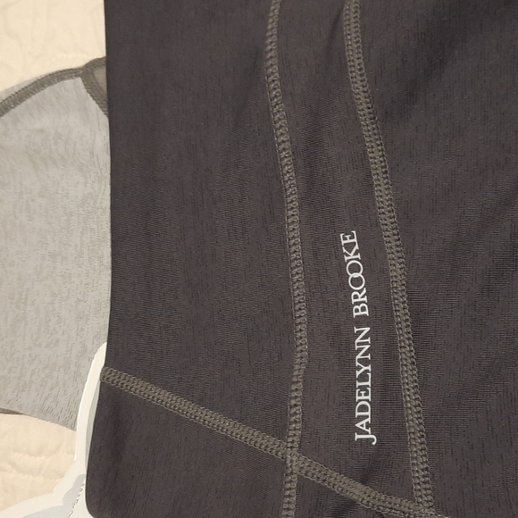 nwt cropped leggings jadelynn brooke (B1-16) - Picture 3 of 9